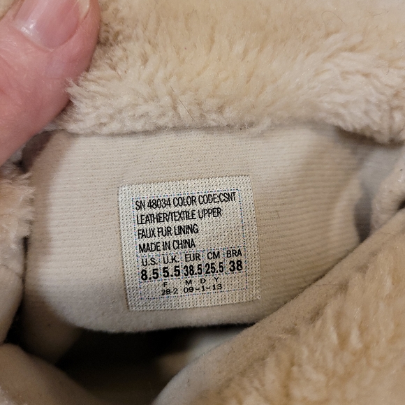 Skechers SKCH+3 Tan Suede Boots w Faux Fur, 8.5 - Picture 15 of 16